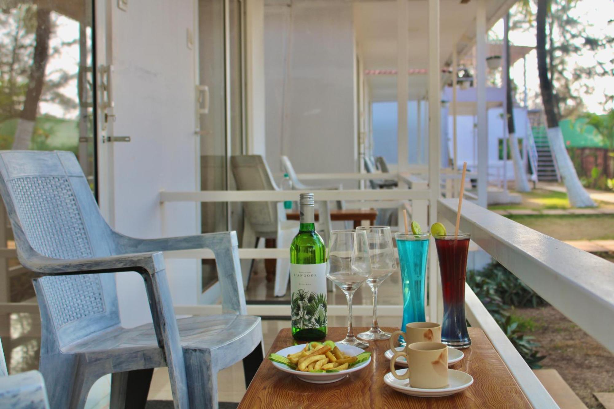 Arabian Sea Beach Resort Morjim Εξωτερικό φωτογραφία