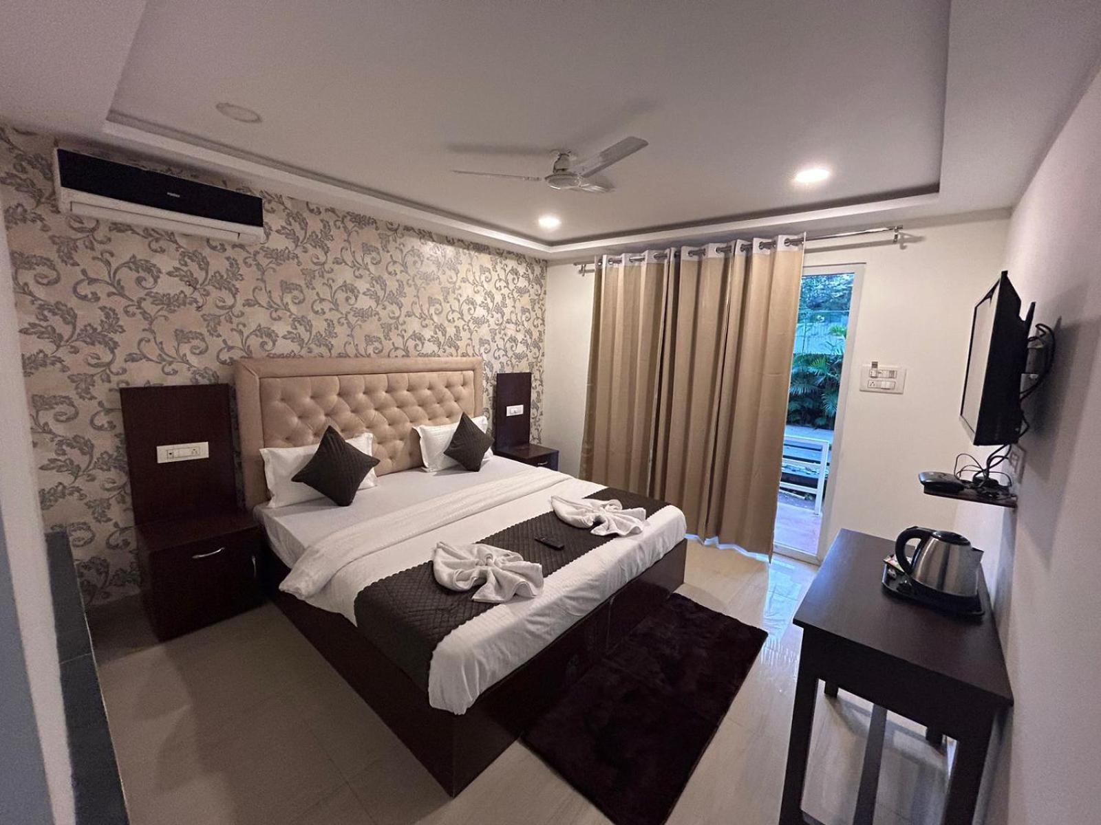 Arabian Sea Beach Resort Morjim Εξωτερικό φωτογραφία